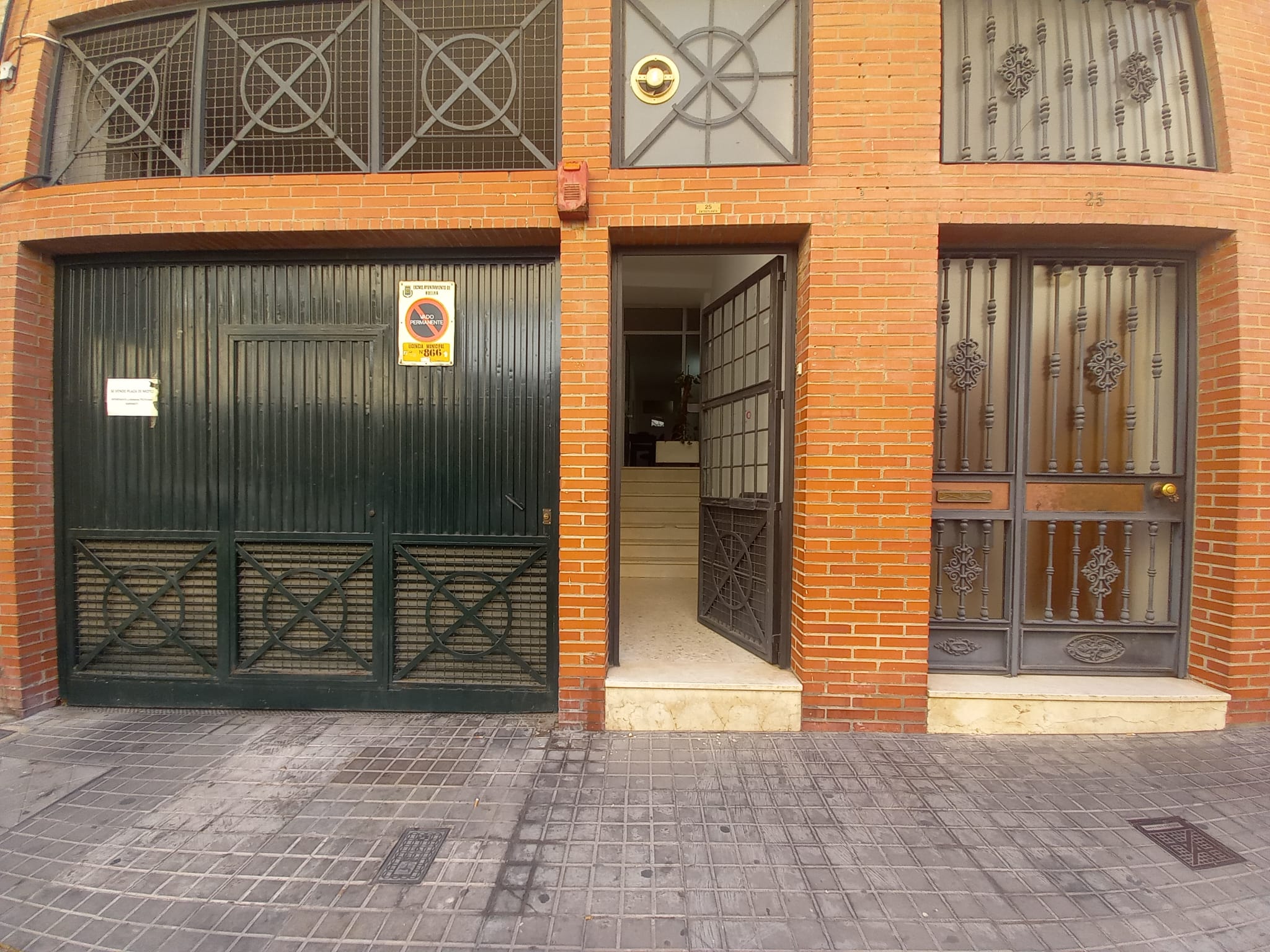 ¡¡¡Local comercial 80m2 en Isla Chica!!